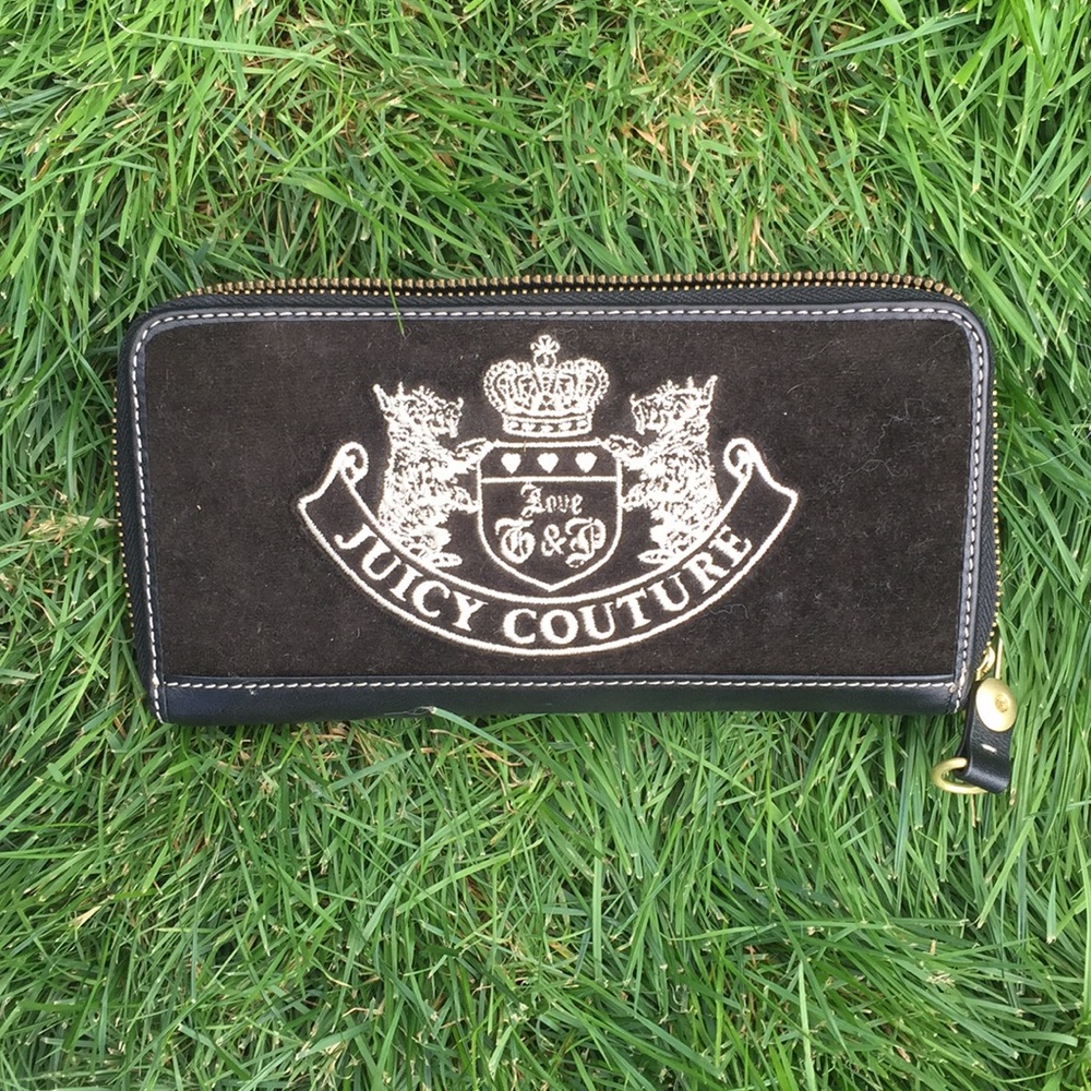 Juicy couture wallet